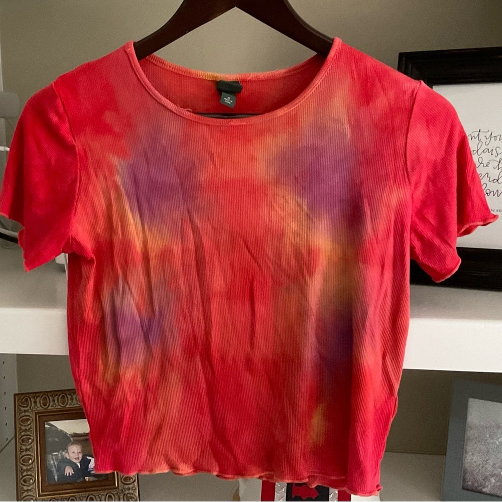 Wild Fable Tie Dye Reds/purple Short sleeve Sz M